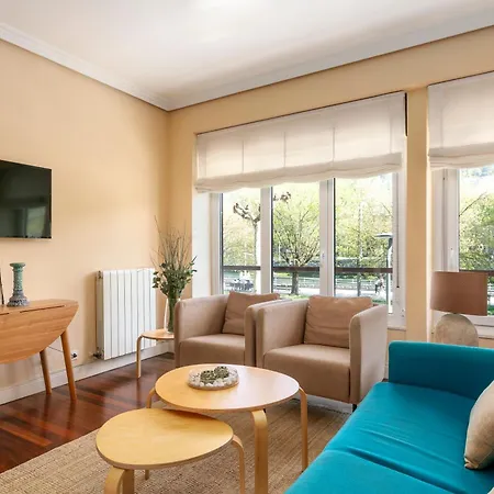 Ria By People Apartment *