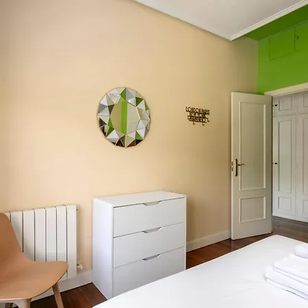 Apartment Ria By People *